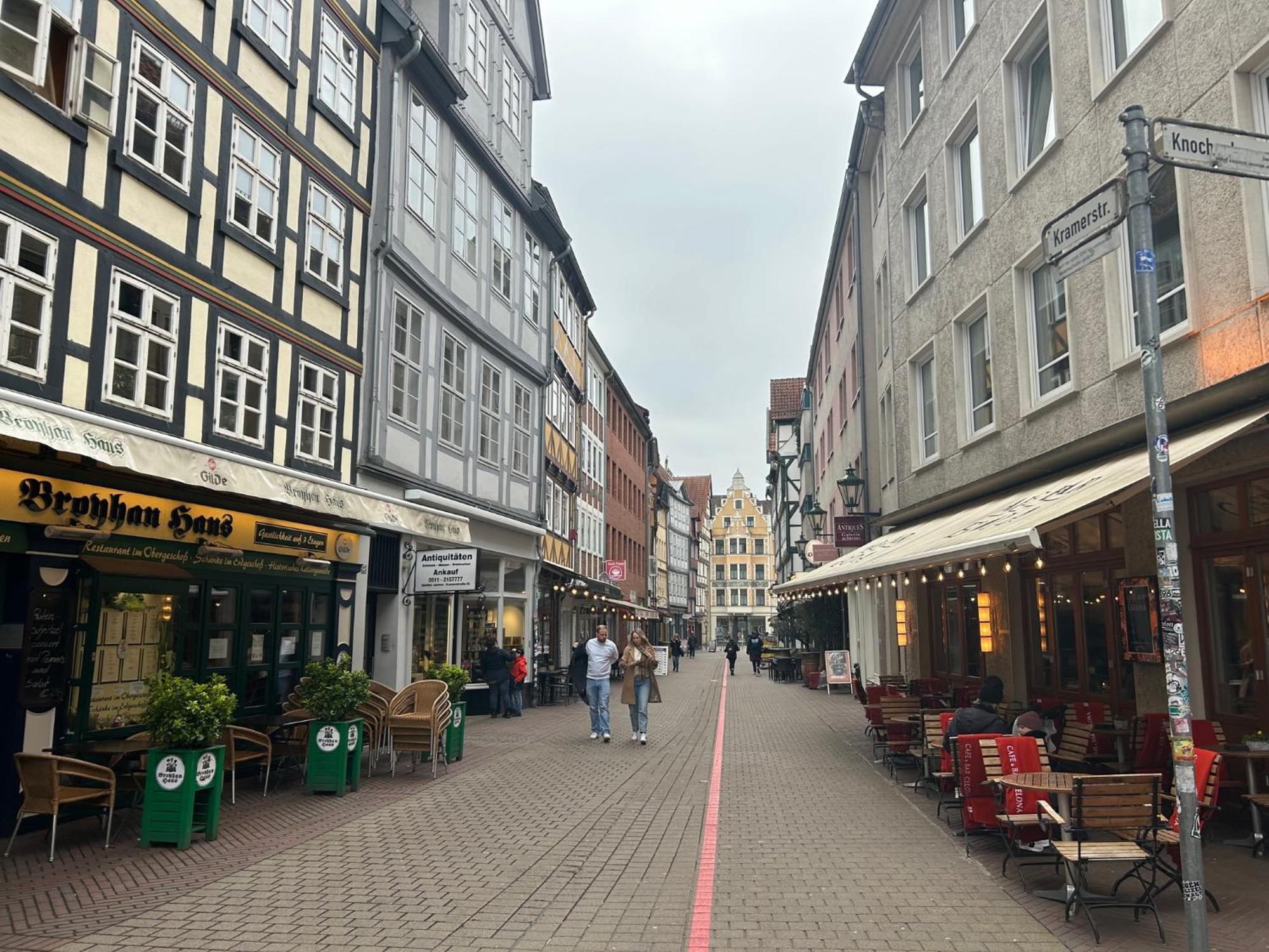 Appartement Eich-penthouse, Zentral Am Stadtwald Mit Ausblick Ueber Stadt, 24h Self Check-in, Netflix, Disneyplus Hannover