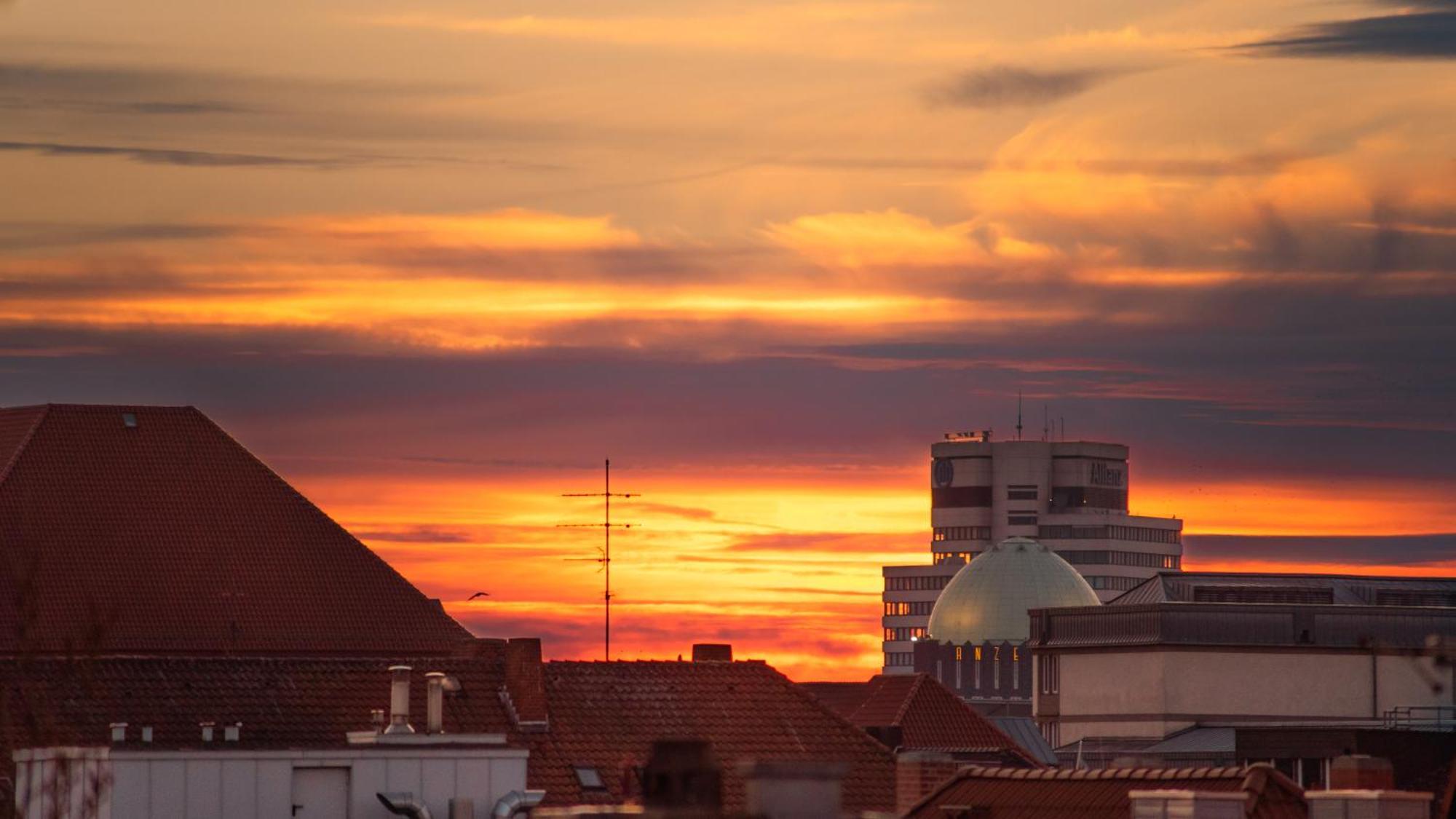 Appartement Eich-penthouse, Zentral Am Stadtwald Mit Ausblick Ueber Stadt, 24h Self Check-in, Netflix, Disneyplus *